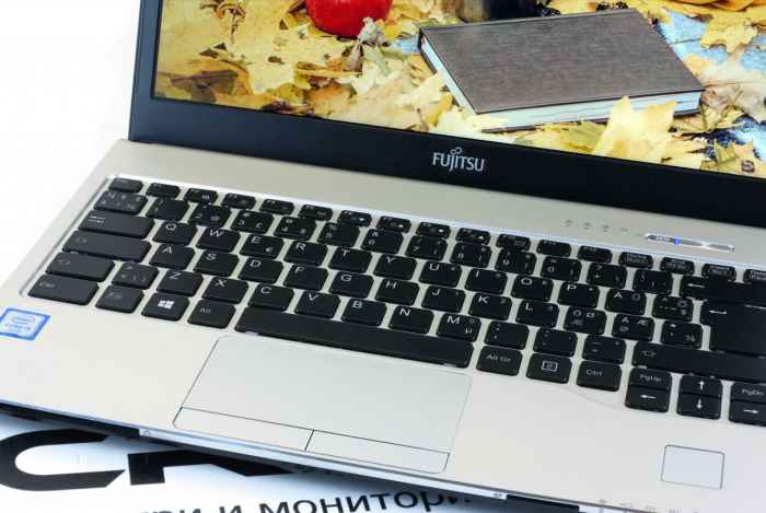 Fujitsu LifeBook S936-NeXsH.jpeg