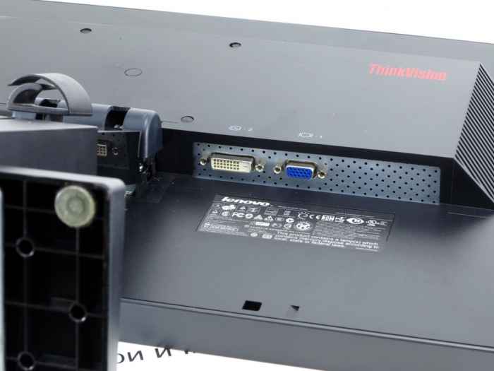 22 Lenovo ThinkVision T2250p-NoXT4.jpeg