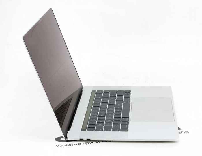 Apple Macbook Pro A1707 13,3-P6AJy.jpeg