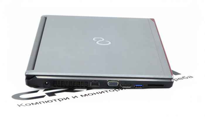 Fujitsu LifeBook E736-g2HI2.jpeg