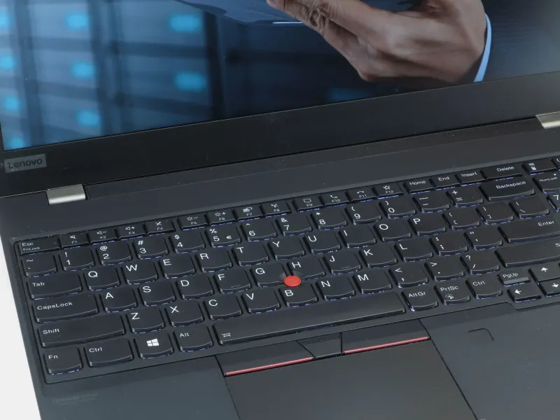lenovo-thinkpad-t15-g2-laptop-vtora-upotreba-2 | crash.bg